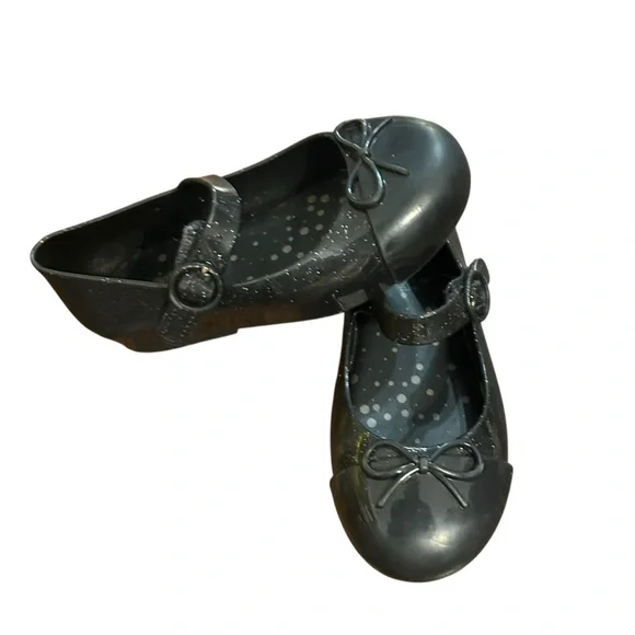 Mini Melissa Shoes - Picture 2 of 5